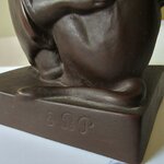 Meissen. Böttgersteinzeug. Figure en céramique représentant deux singes, deb XXe