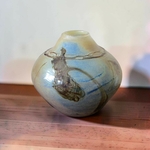Patrick Lepage. Vase boule en verre soufflé à décor dinclusions, XXe siècle