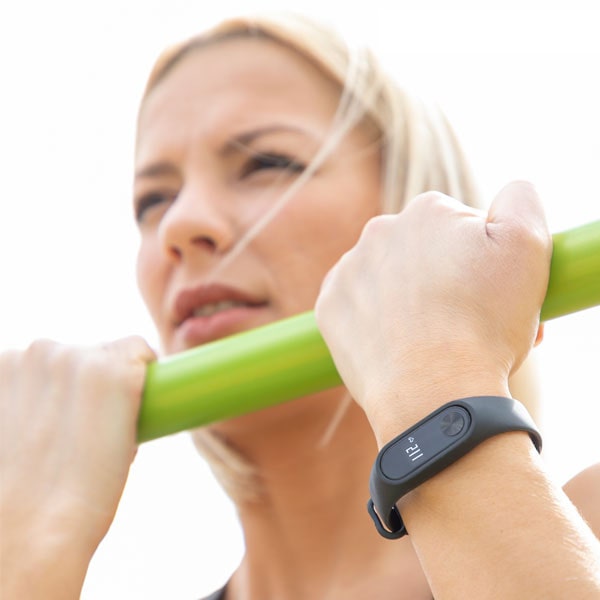 exercices sportifs avec un bracelet connecté