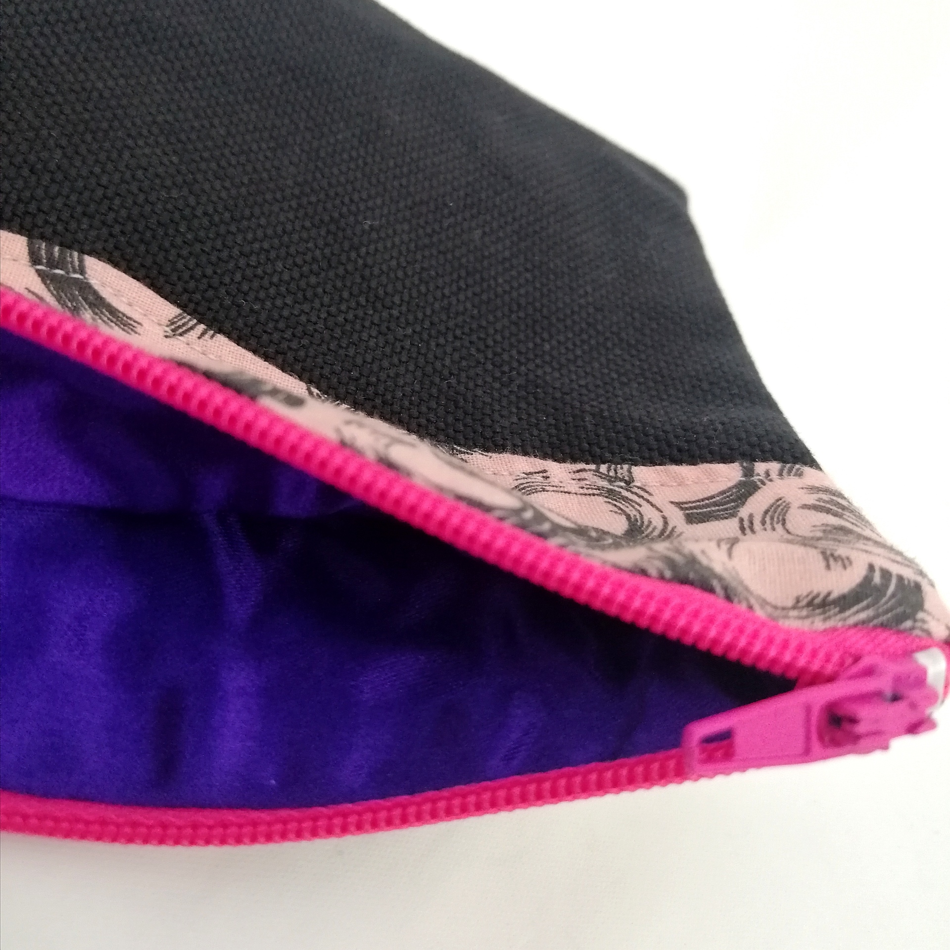 Pochette Fuyu sur ton rose (3)