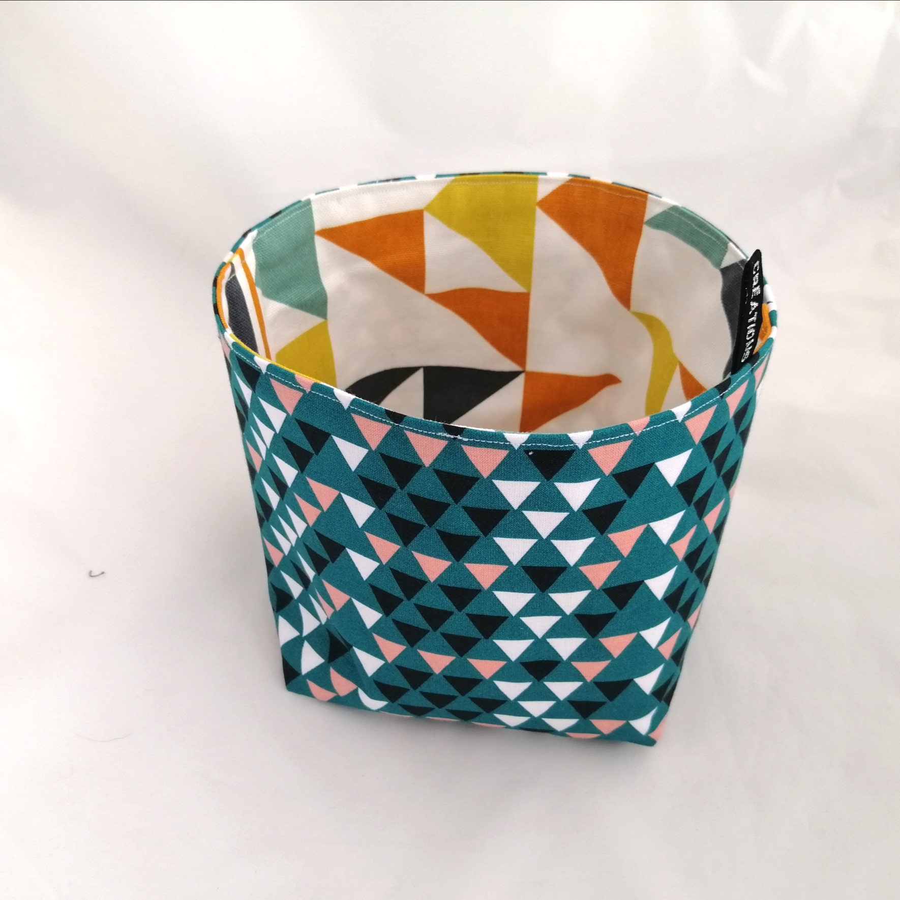 Ti Panier réversible tout en géométrie (1)