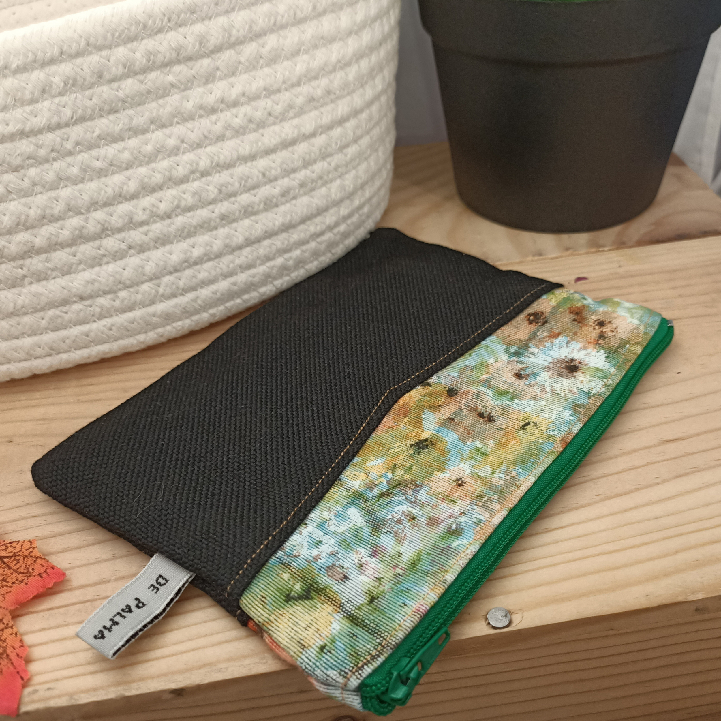 Pochette Fuyu fleurie zip vert (2)