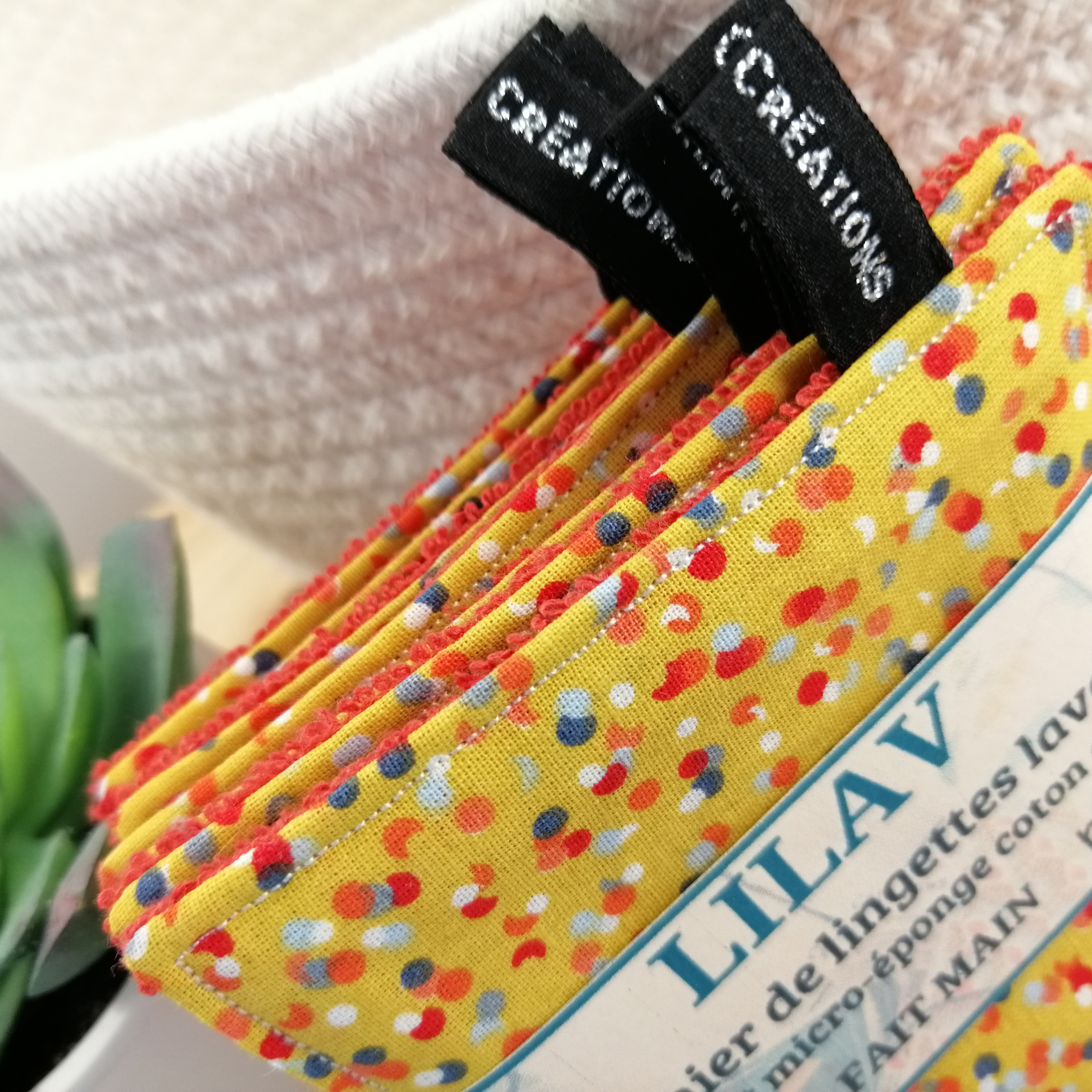 Semainier lingettes lavables Lilav confettis jaune et vermillon (2)