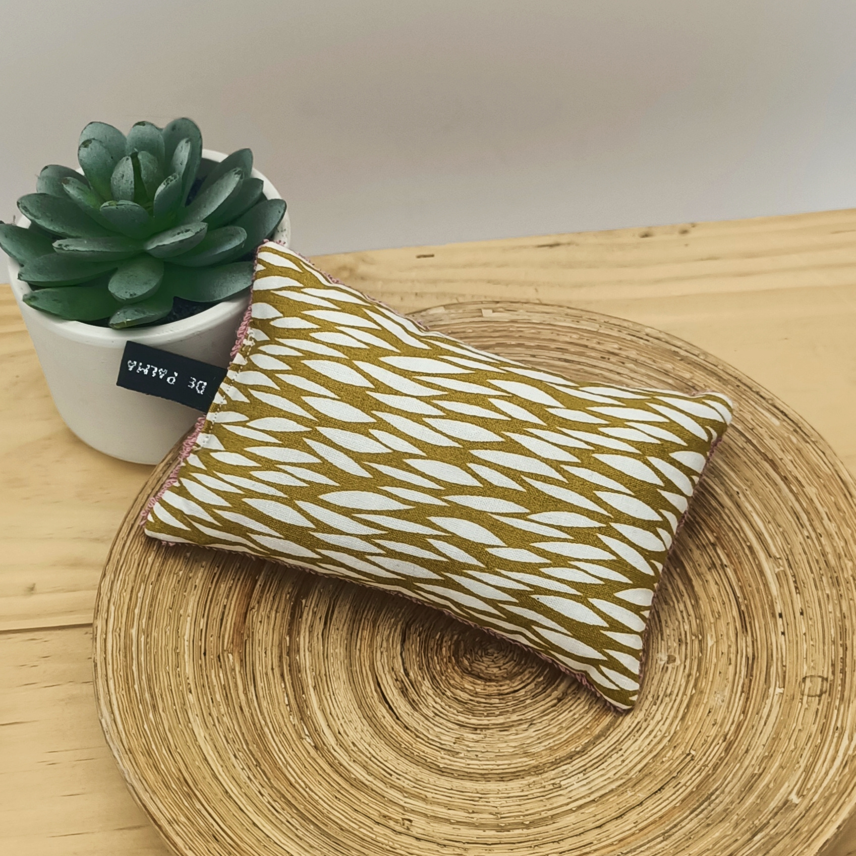 Spongi , éponge lavable en tissu jaune zébré. Ecologique et économique (3)