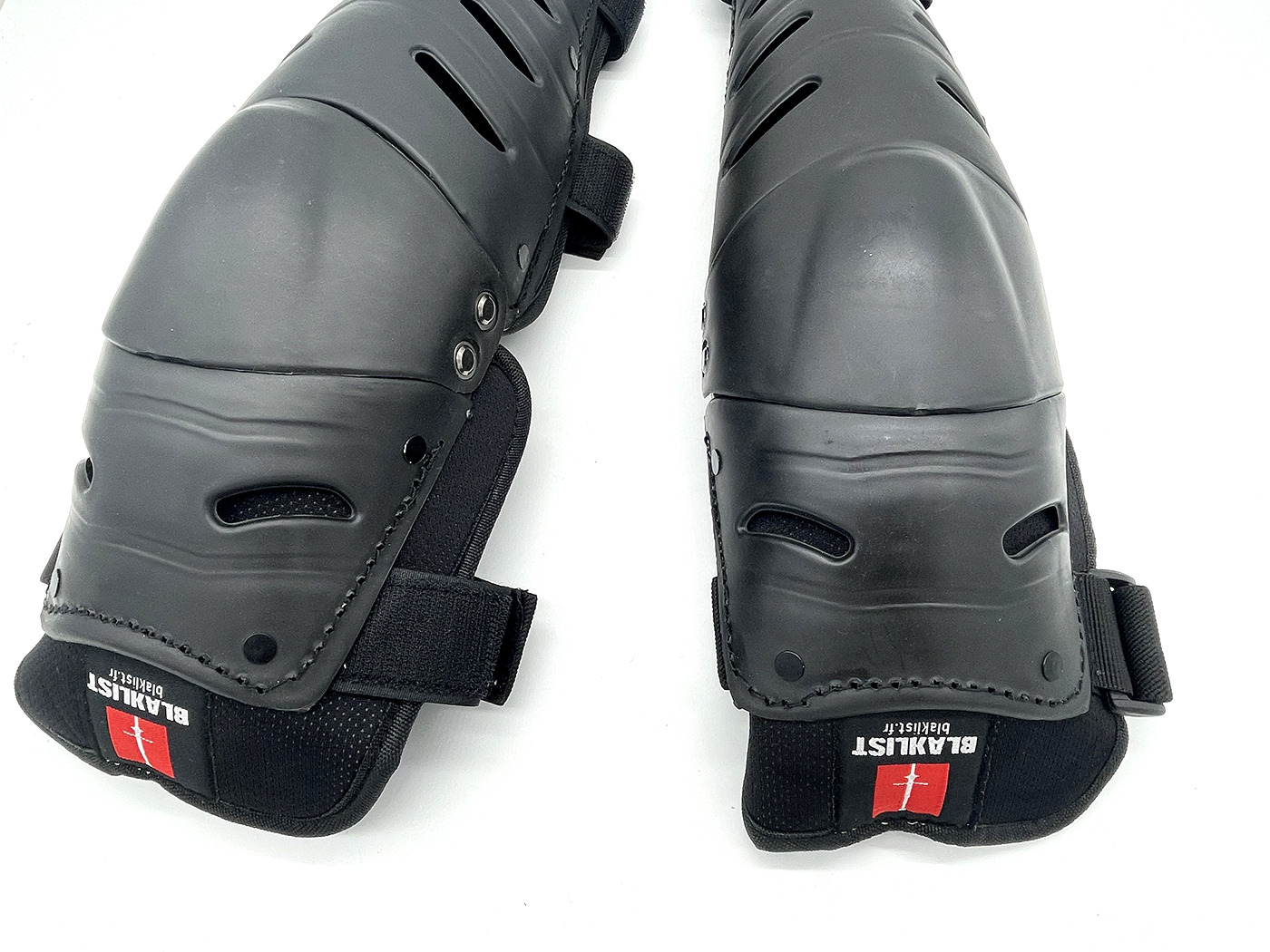 protection-genoux-tibias-police