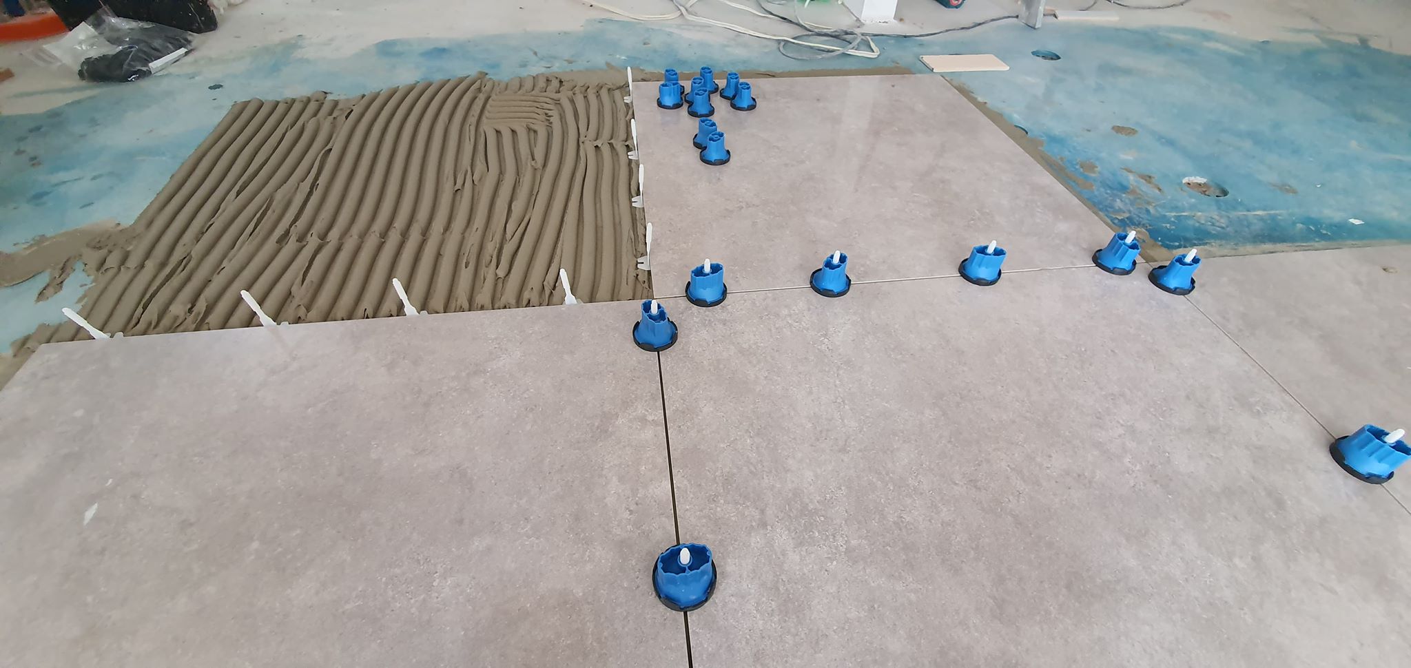 croisillon autonivelant twist level