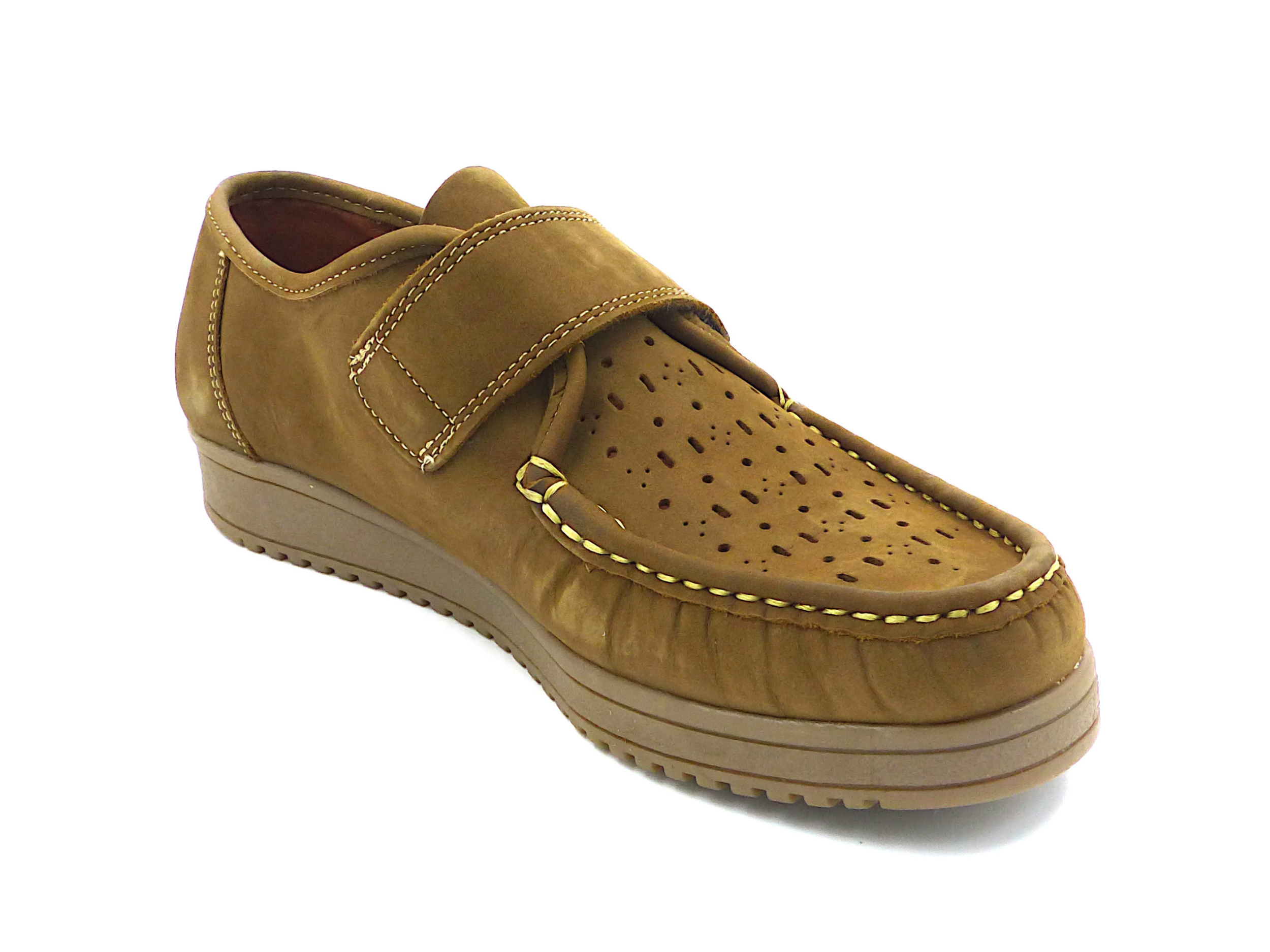 Chaussures souples montantes nubuck et fourrure, P19, état neuf