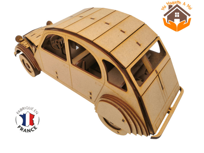 La 2 CV en bois va rouler pour la première fois
