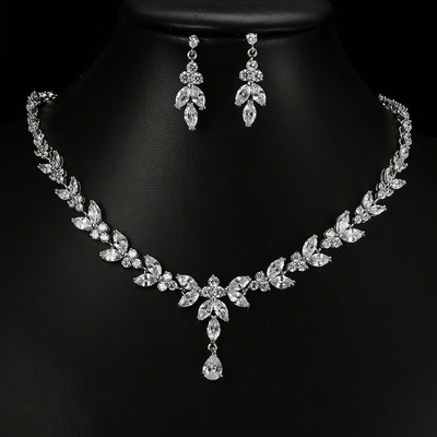 Gillux-Ensembles-de-bijoux-et-accessoires-distingu-s-pour-femme-boucles-d-oreilles-collier-en-Zircon