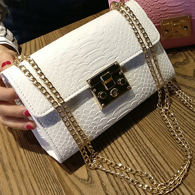 Mode-dames-Crocodile-rabat-sac-Designer-sacs-main-femmes-sacs-2018-noir-blanc-petit-jour-embrayage