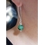 Boucles d'oreilles "Simplissimes" rubis sur zoïzite, argent massif. Photo portée, à la lumière du jour