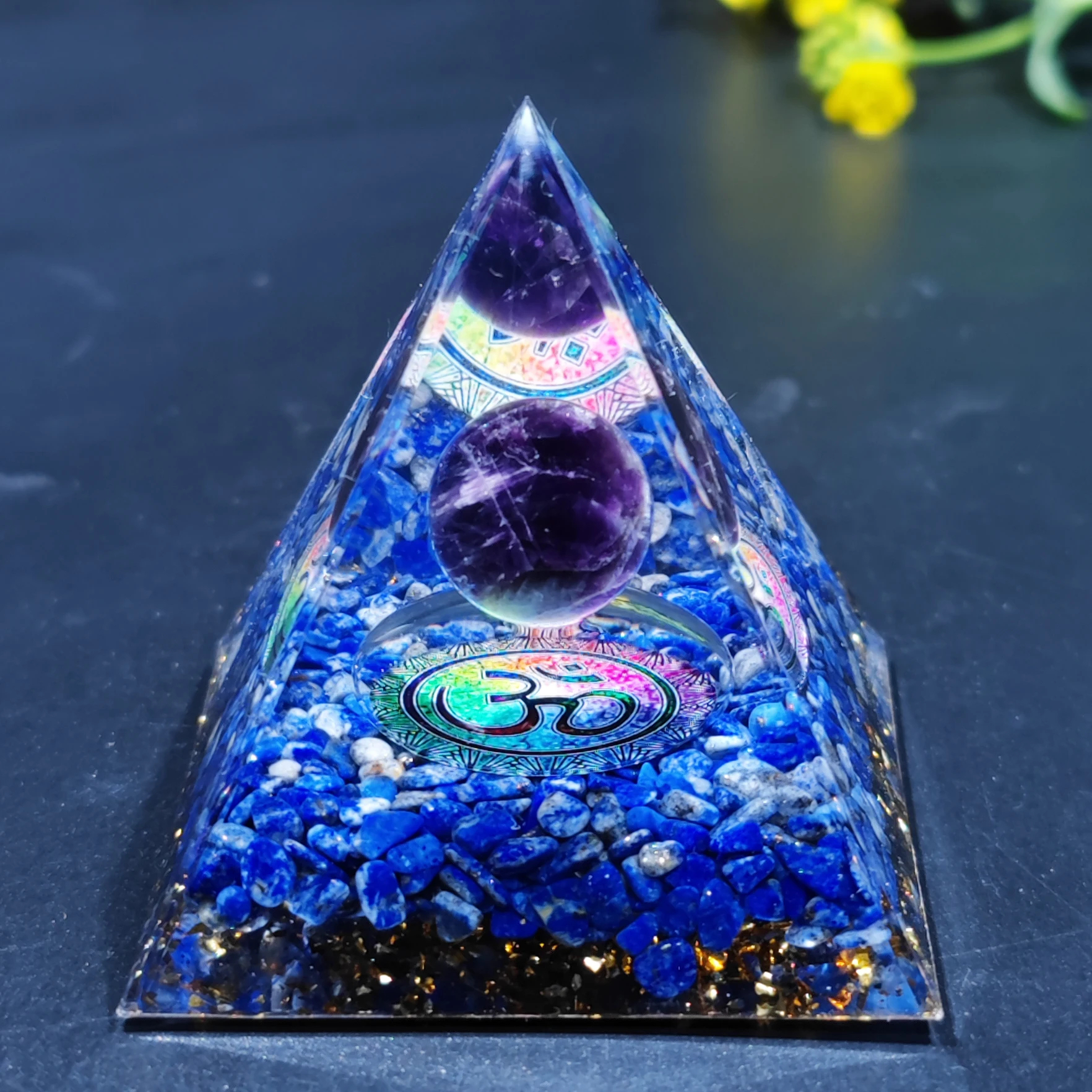 Orgonite pyramide Lapis lazuli - Protection Guérison