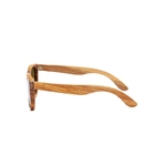 Vue de côté Lunettes de soleil dans son étui - Bois Zébré & Bambou - Homme et Femme