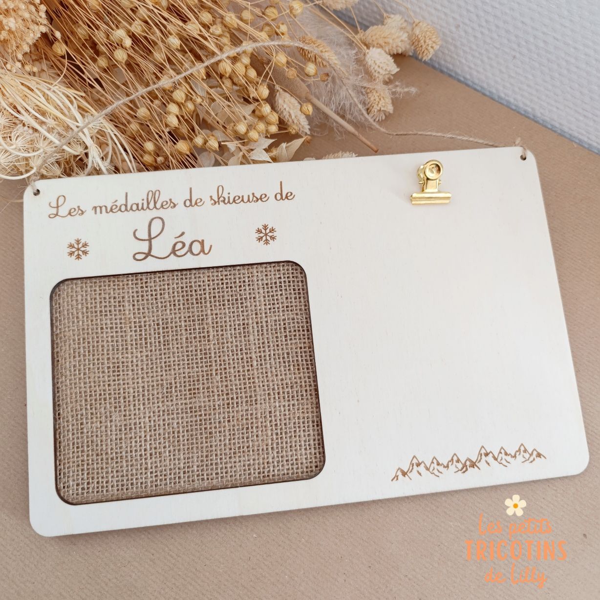 PORTE-MÉDAILLES DE SKI, SUPPORT MÉDAILLES ENFANT, CADEAU SKIEUR, PORTE-MÉDAILLES PERSONNALISÉ, DÉCORATION CHAMBRE SKI, RANGEMENT MÉDAILLES ESF, SOUVENIR VACANCES SKI (3)
