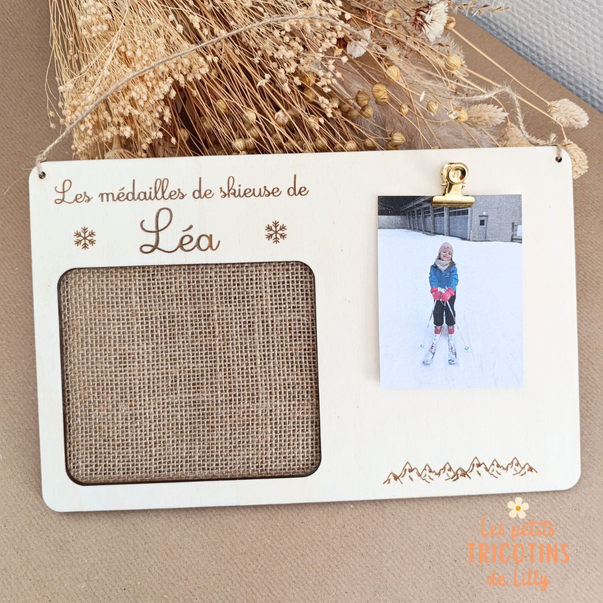 PORTE-MÉDAILLES DE SKI, SUPPORT MÉDAILLES ENFANT, CADEAU SKIEUR, PORTE-MÉDAILLES PERSONNALISÉ, DÉCORATION CHAMBRE SKI, RANGEMENT MÉDAILLES ESF, SOUVENIR VACANCES SKI (4)