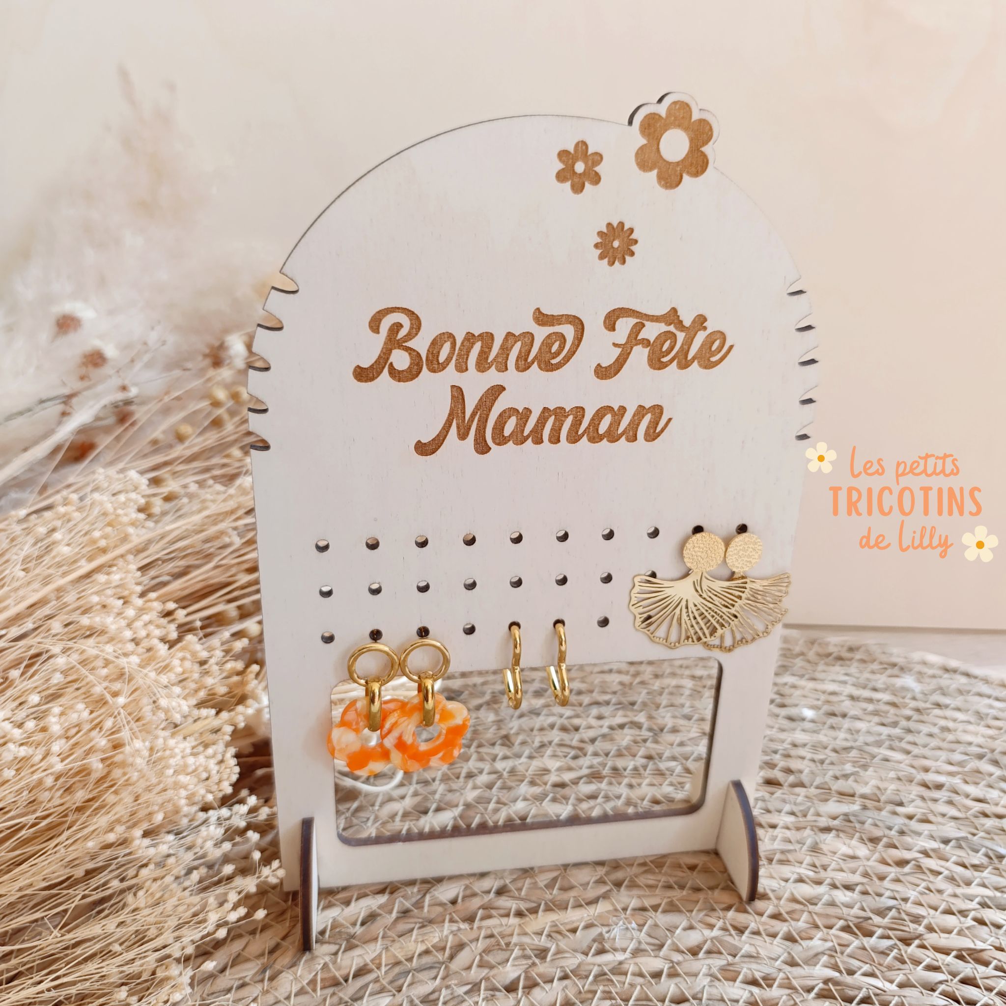 porte-bijoux-bois-personnalisé-marguerites-cadeau-maman (5)