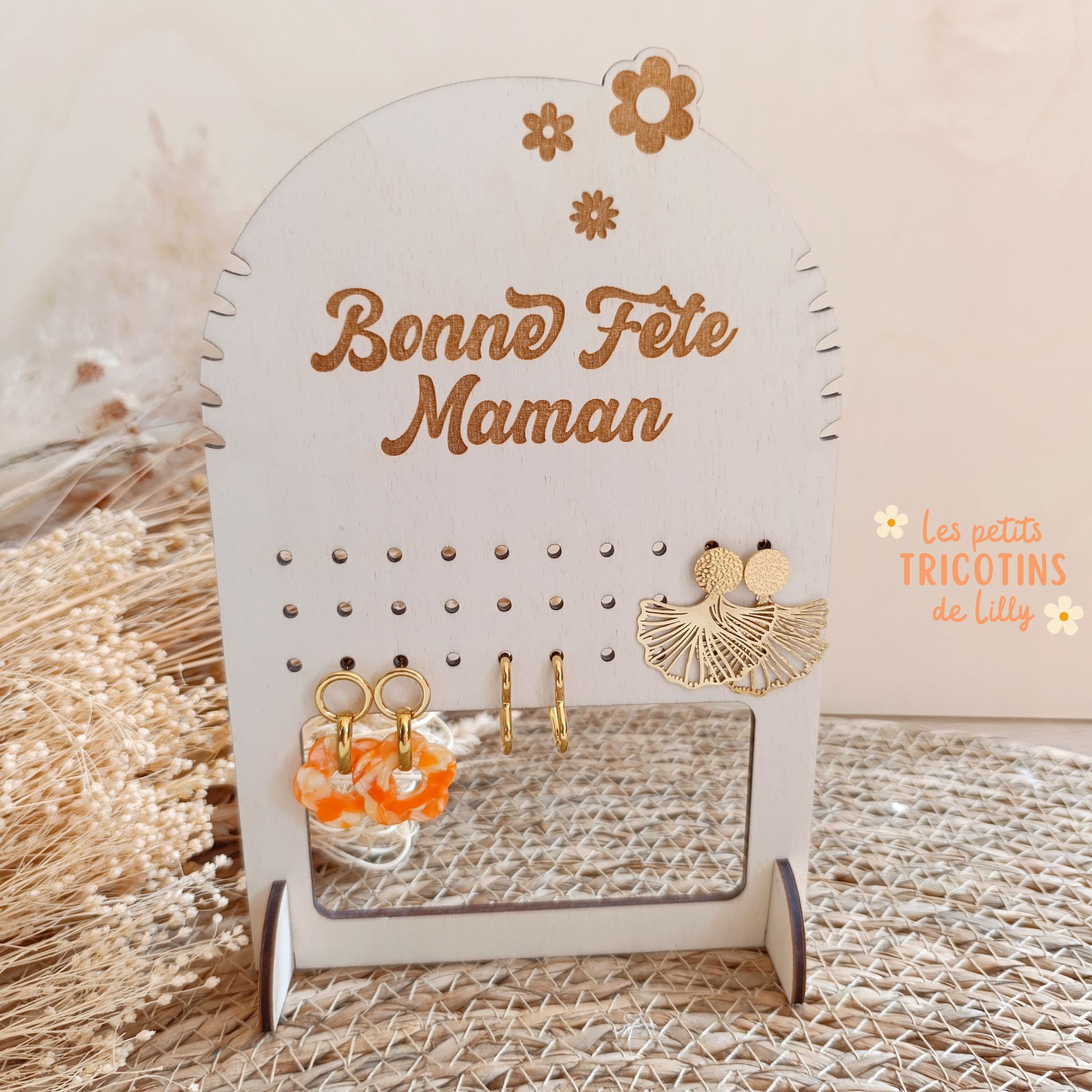 porte-bijoux-bois-personnalisé-marguerites-cadeau-maman (3)