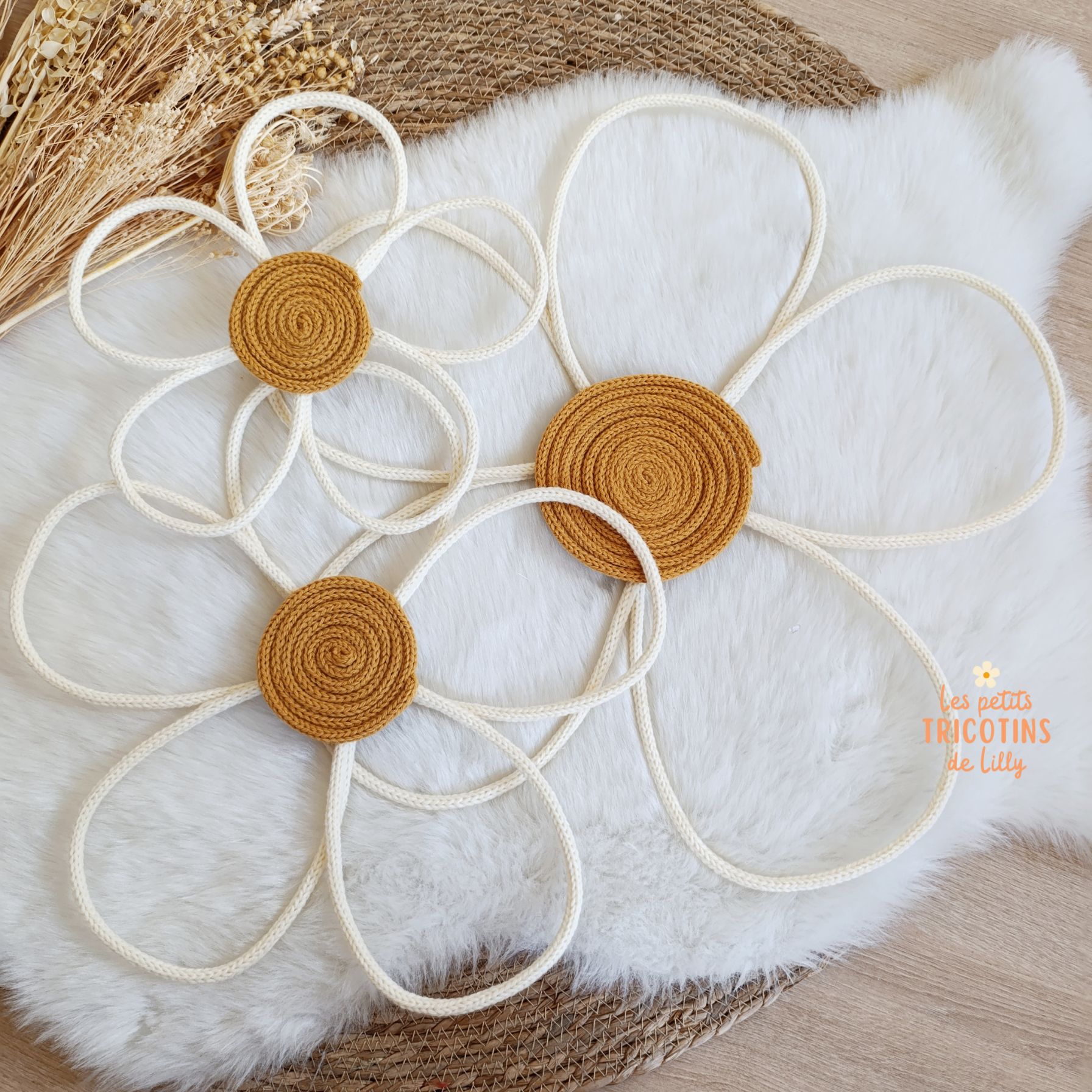 fleur-murale-tricotin-marguerite-deco-boheme-bebe-chambre (5)