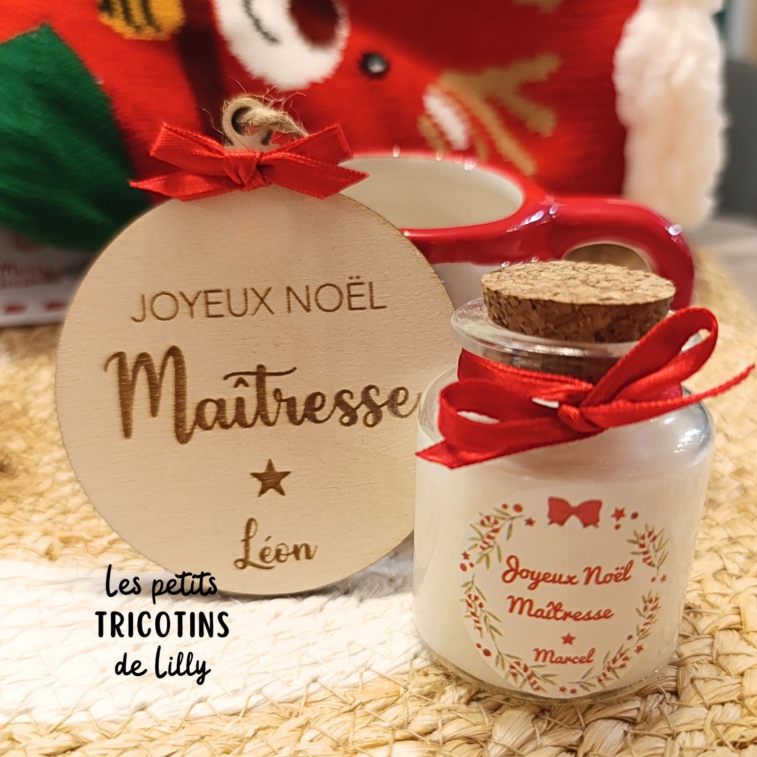 Bougie Parfumée Vanille "Joyeux Noël Cousin Cerf" - Pot En Verre Avec Couvercle Bambou - Idée Cadeau Secret Santa