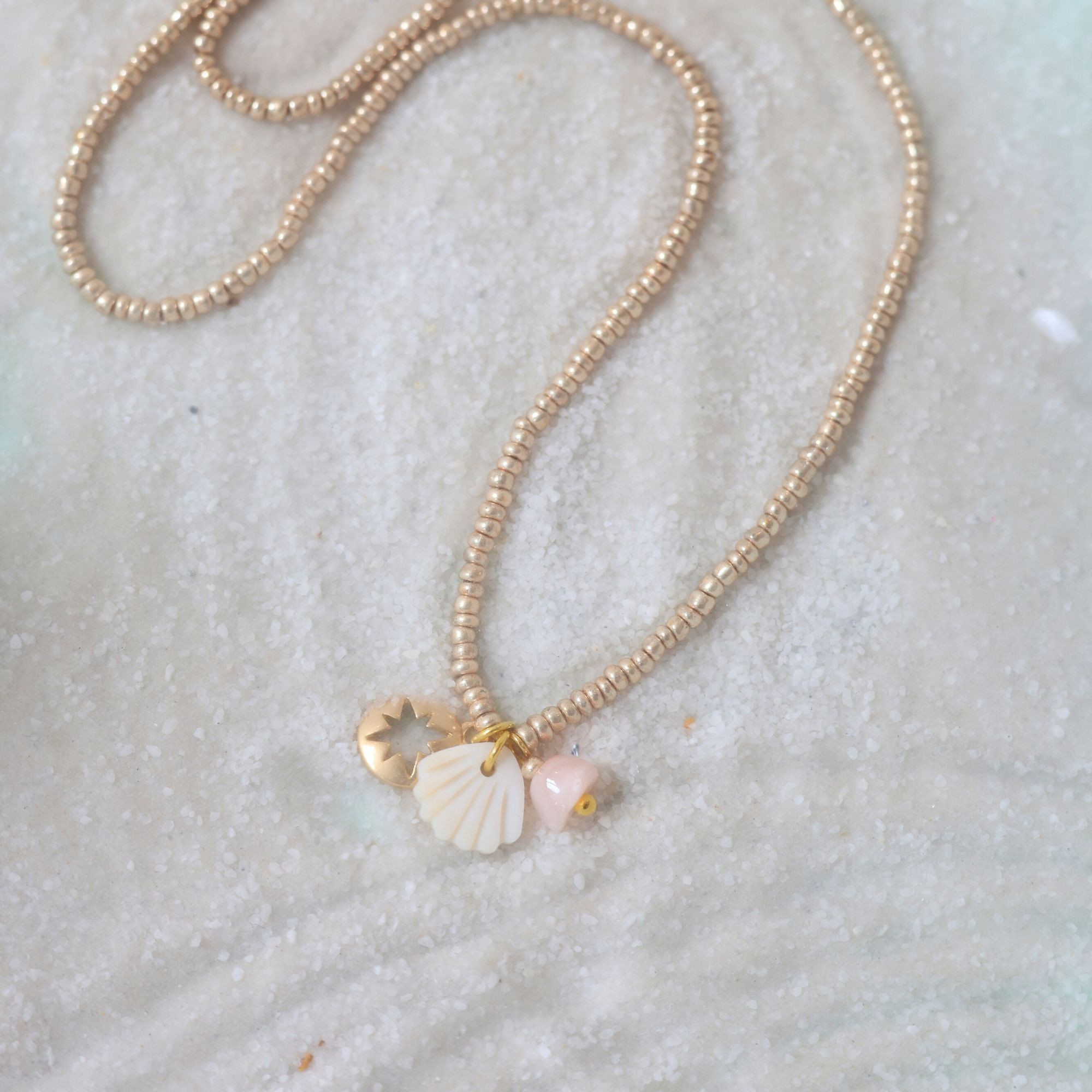 maxi-boîte-perles-apprêts-pina-colada-kit-bijoux-diy-cadeau-loisirs-créatifs (3)