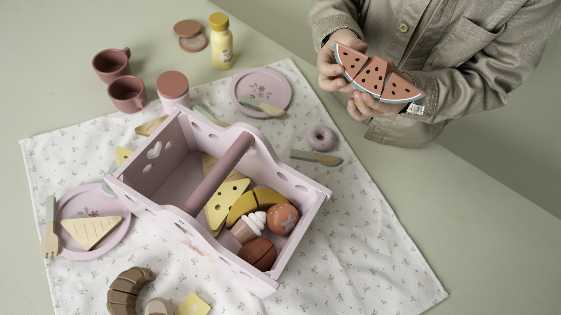 ensemble-pique-nique-bois-little-dutch-fsc-3