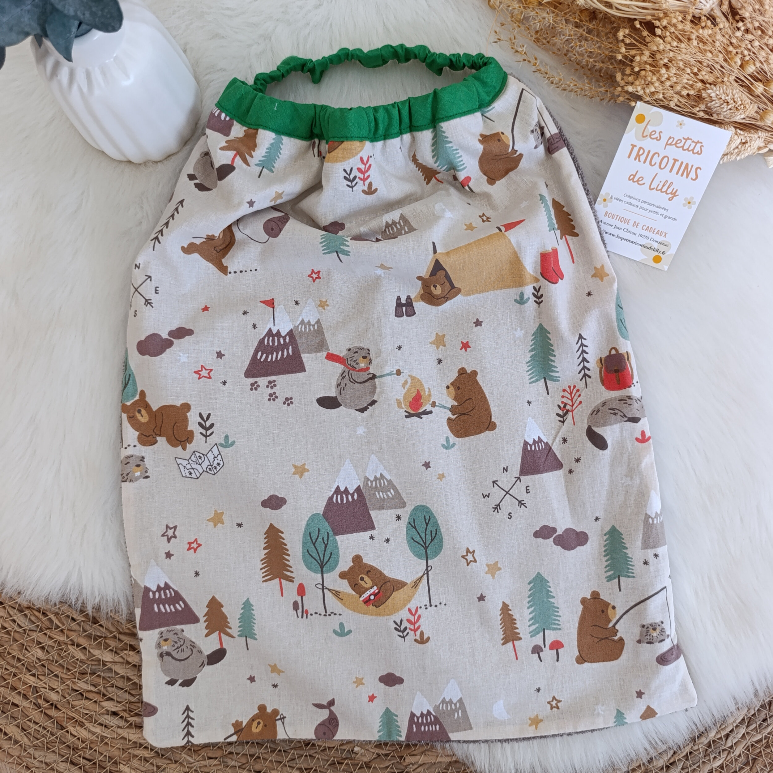 serviette-cantine-grand-bavoir-2-3-4-5-ans-rentree-scolaire-necessaire-cadeau-utile-ours