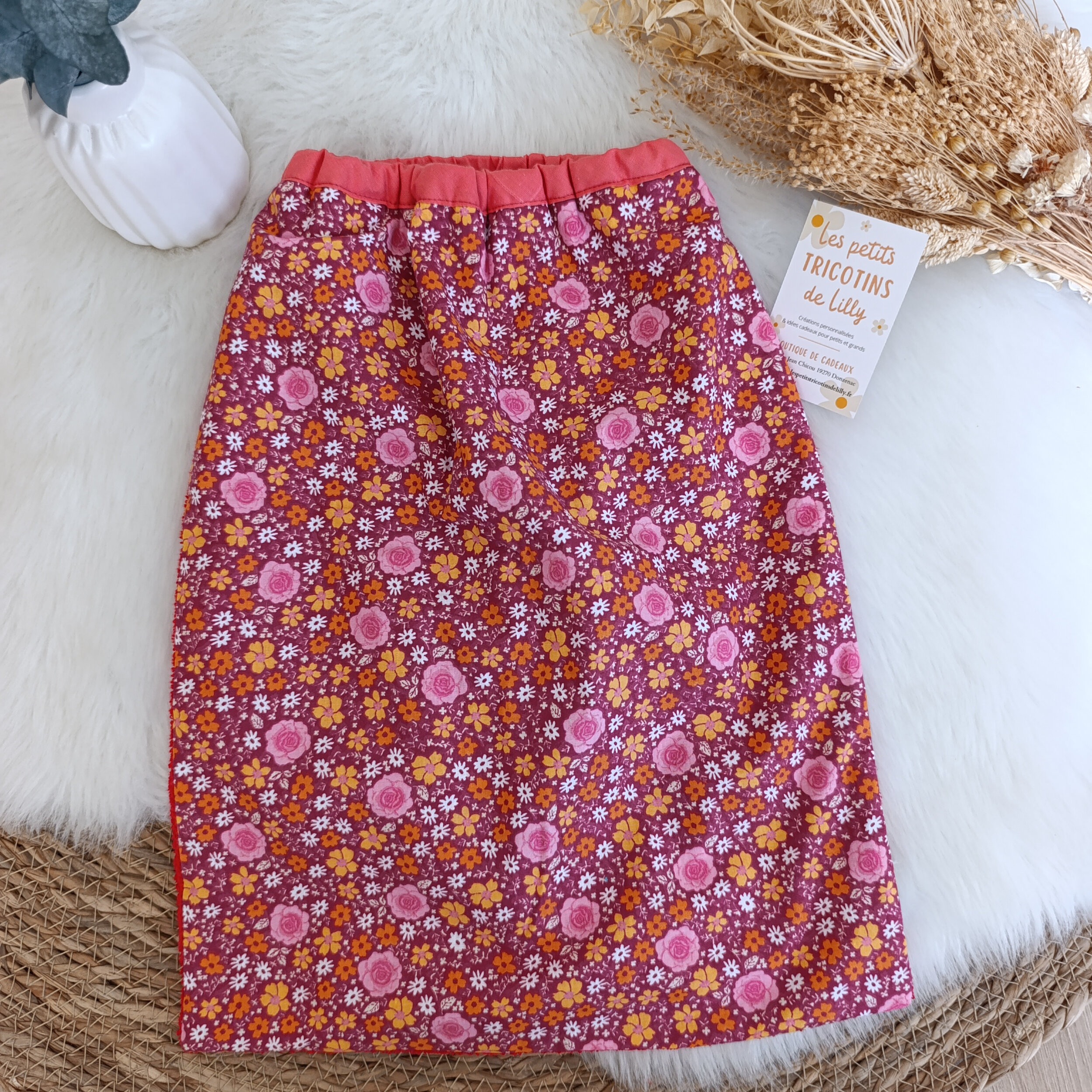 serviette-cantine-grand-bavoir-2-3-4-5-ans-rentree-scolaire-necessaire-cadeau-utile-fleurs-voilet