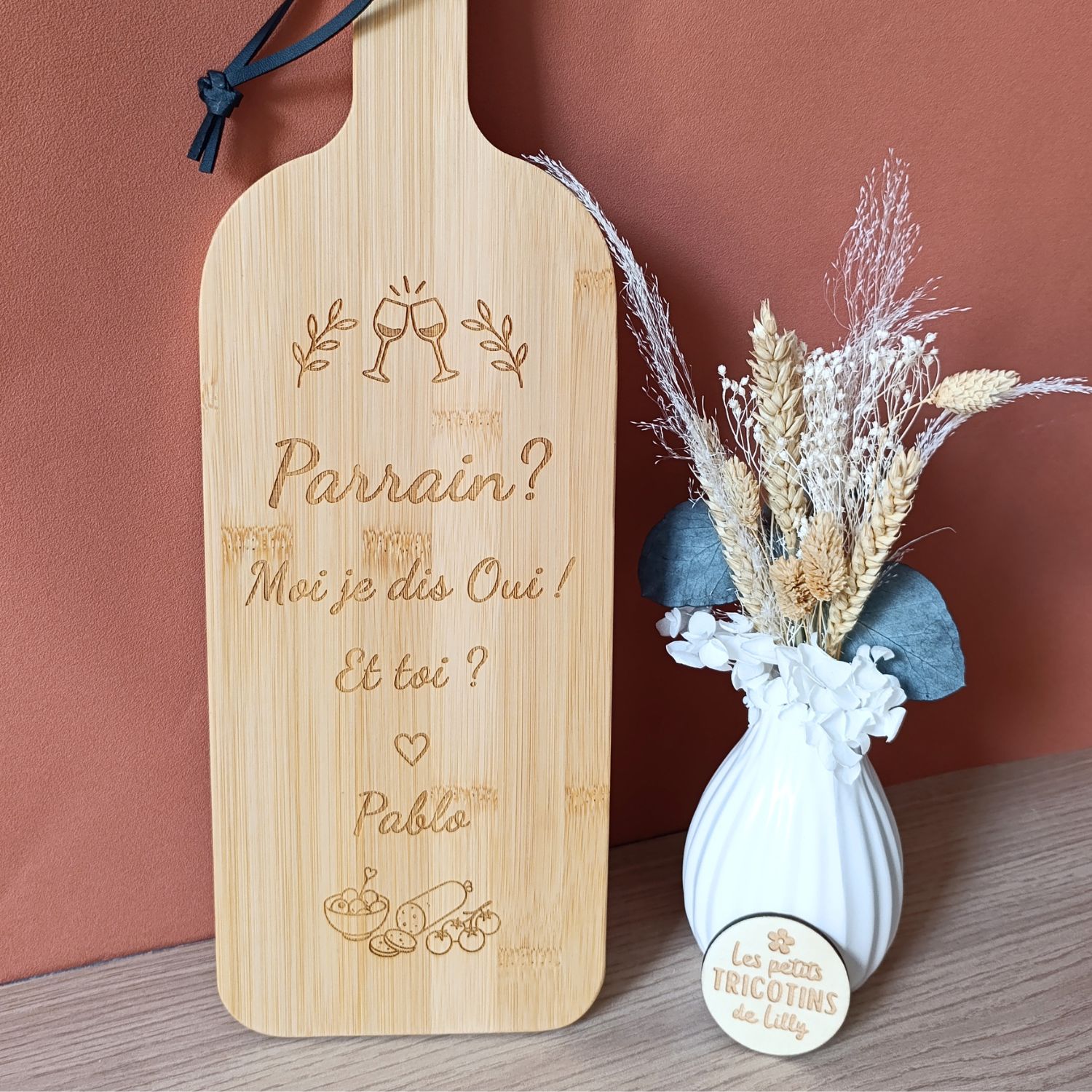 planche-aperitif-bambou-personnalisee-parrain-marraine.jpg (1)