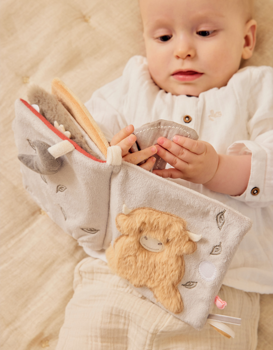 livre-activités-noukies-fluffy-orso-lily-cadeau-naissance-bébé (1)