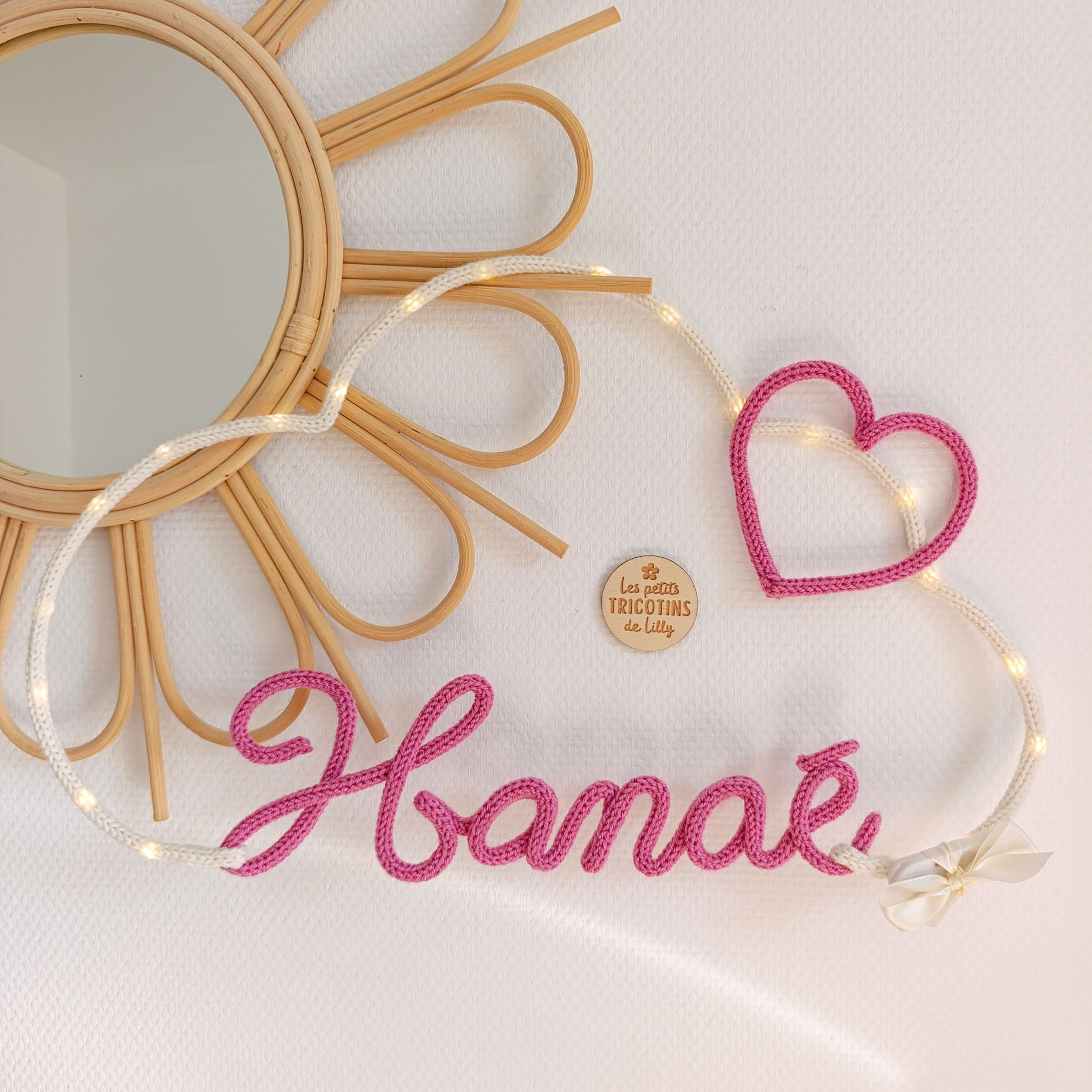 decoration-murale-nuage-prenom-coeur-cadeau-naissance-tricotin-fait-main (2)