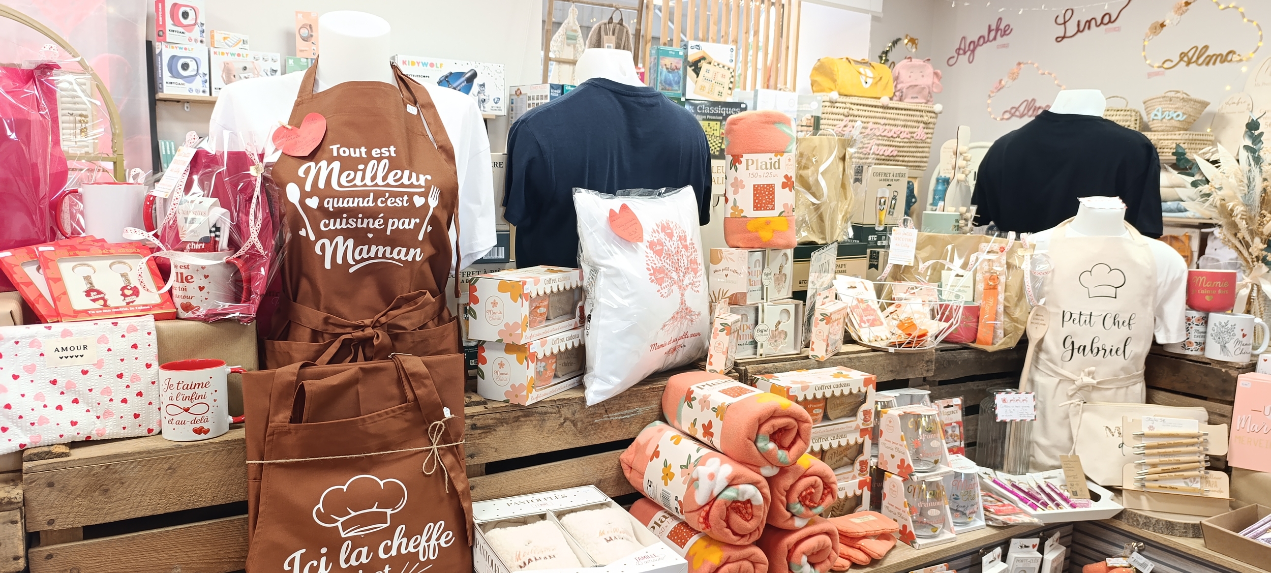 boutique atelier les petits tricotins de lilly cadeaux personnalises donzenac correze 2