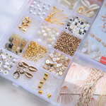 maxi-boîte-perles-apprêts-pina-colada-kit-bijoux-diy-cadeau-loisirs-créatifs (2)