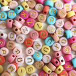pot-perles-lettres-couleurs-chaudes-kit-diy-bijoux-loisirs-créatifs (2)