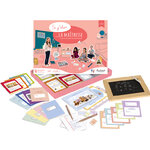 jeu-imitation-maitresse-enfant-montessori-made-in-france-amulette-2