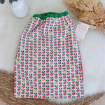 serviette-cantine-grand-bavoir-2-3-4-5-ans-rentree-scolaire-necessaire-cadeau-utile-radis