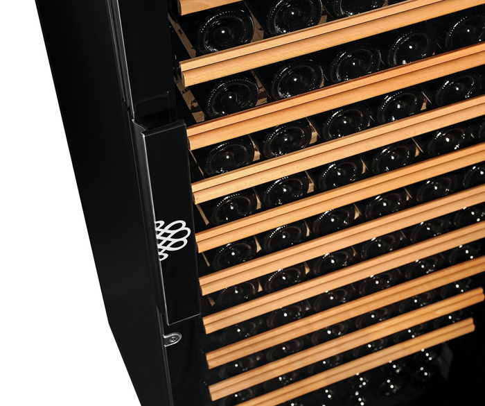eurocave pure poignee porte vitree intagrale 700x585