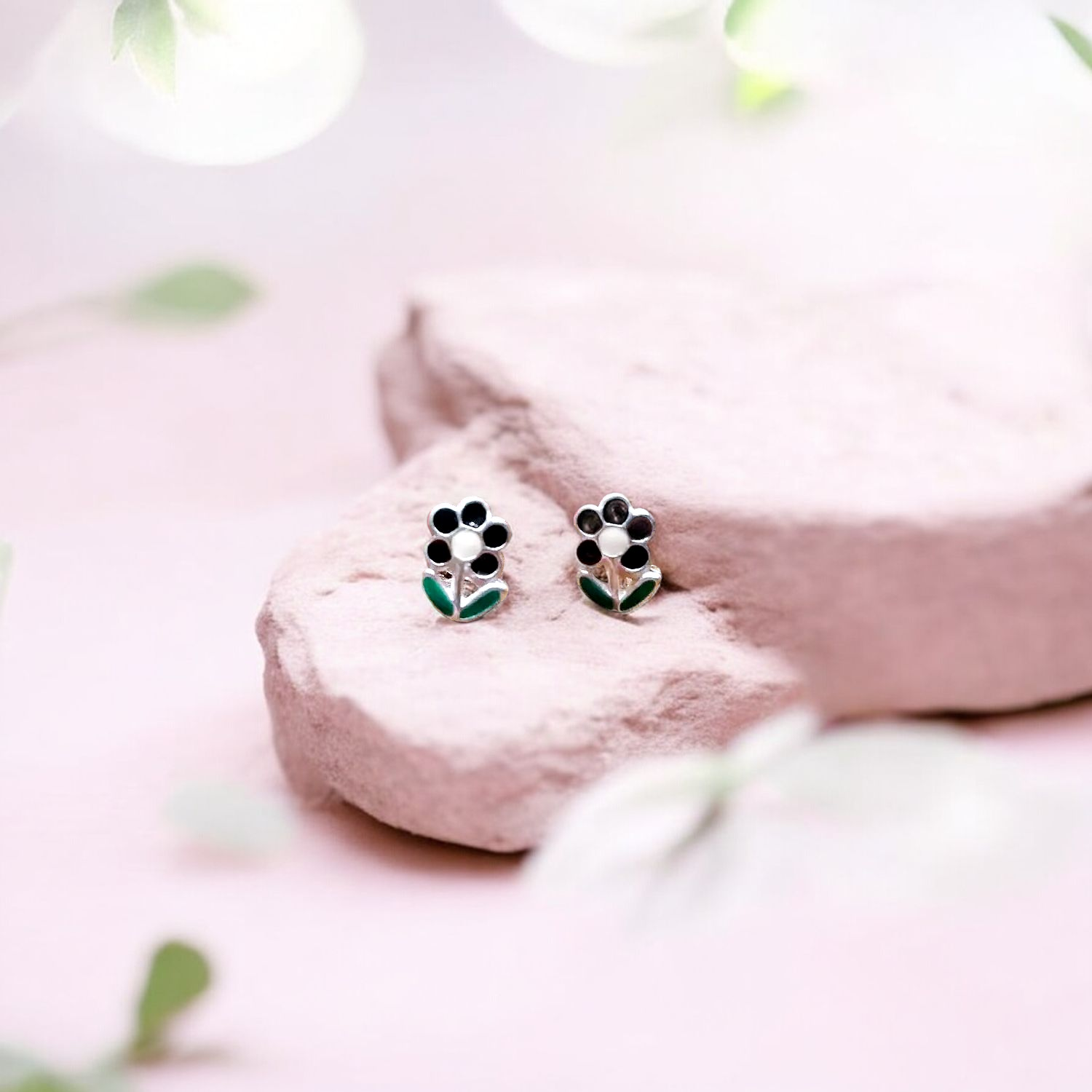boucles-d-oreilles-fleur-enfant-argent-email