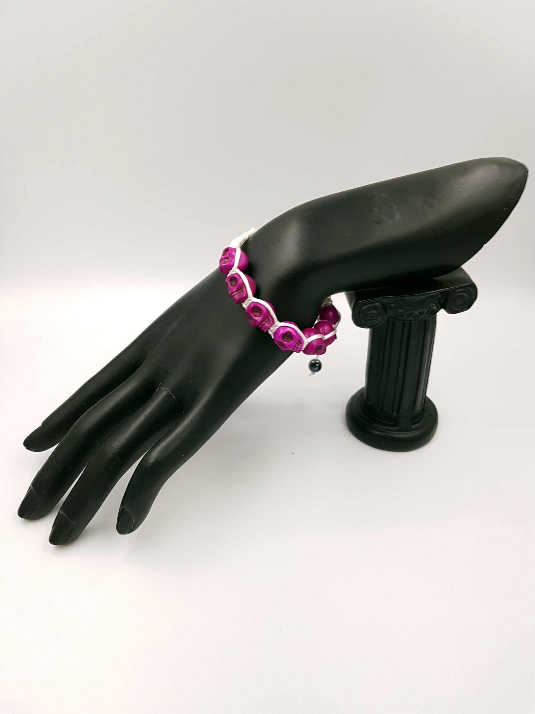 bracelet-halloween-cranes-perles-resine-violet-soie-unisexe