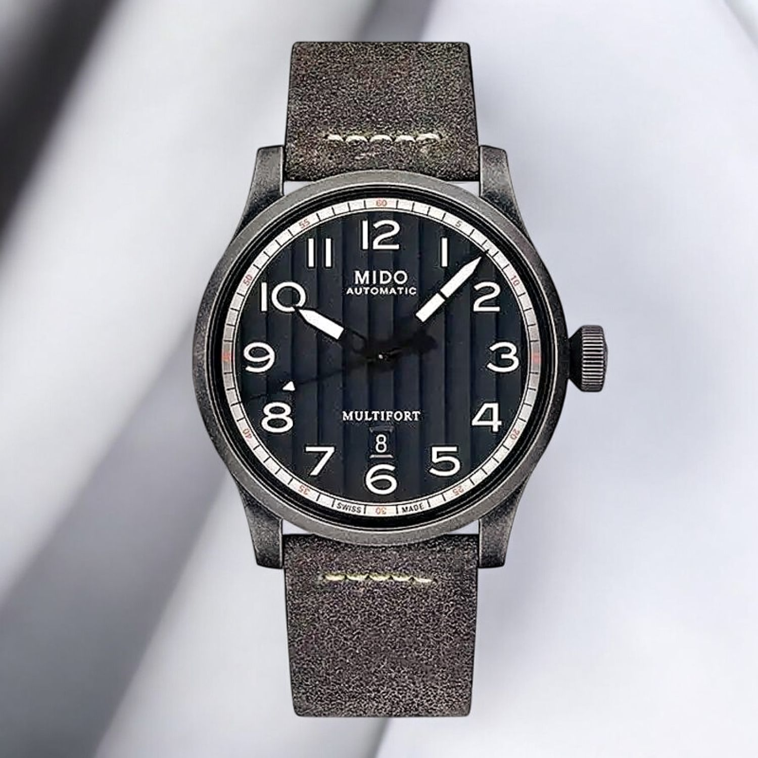 mido-multifort-escape-montre-automatique-homme-bracelet-cuir-M0326073605000
