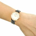 montre-emporio-armani-AR11224-bracelet-cuir-bleu-femme-ronde-nacre