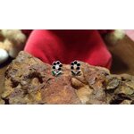 boucles-d-oreilles-fleur-enfant-argent-email-blanc-noir-vert
