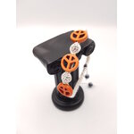 bracelet-signe-de-paix-resine-orange-style-boheme-soie-blanche-perle-argent