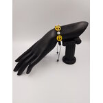 bracelet-signe-de-paix-style-boheme-resine-jaune-soie-noir-perle-argent