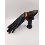 bracelet-signe-de-paix-style-boheme-resine-orange-soie-blanche-perle-argent