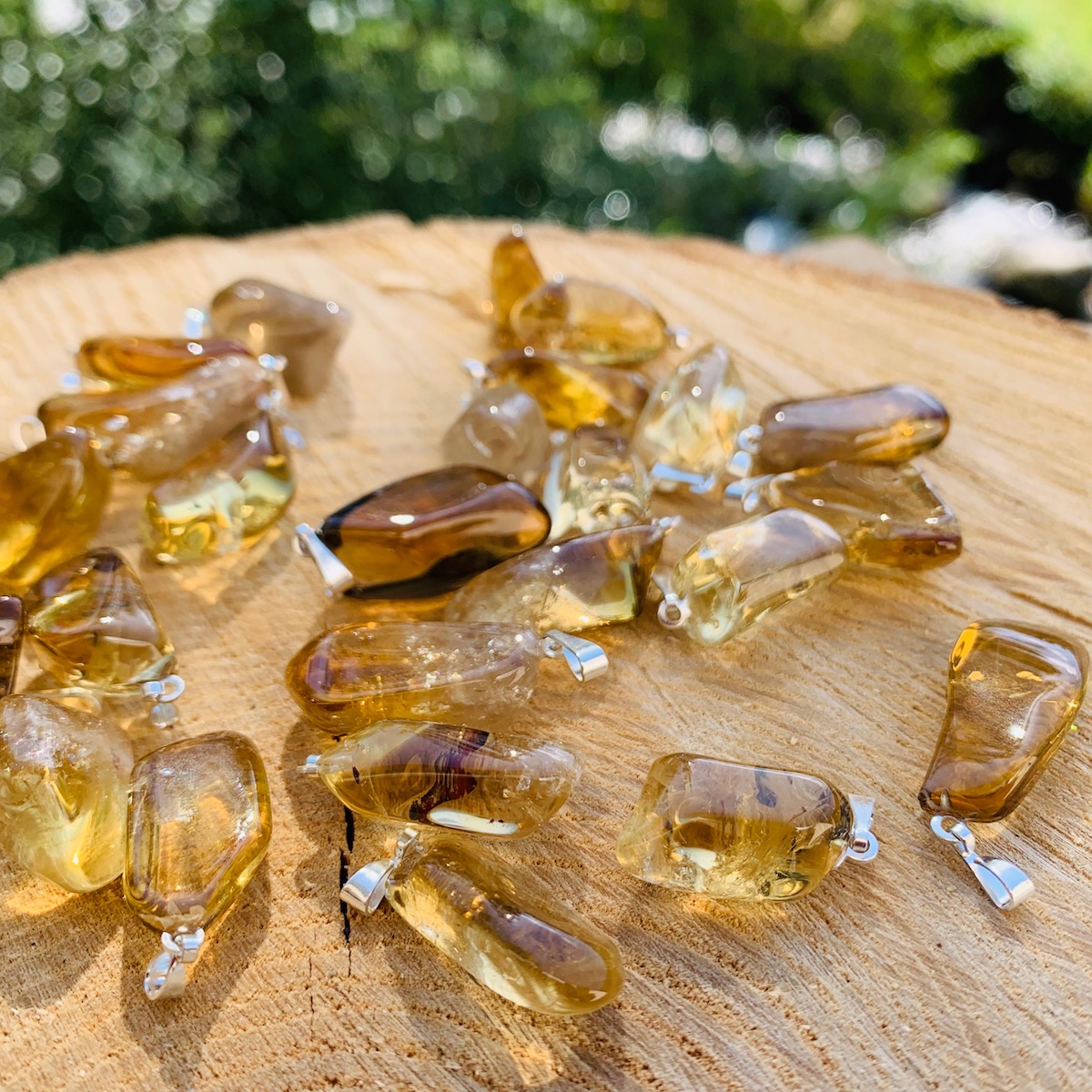 citrine-pierre-naturelle-pierres-du-monde-vosges-100 copie