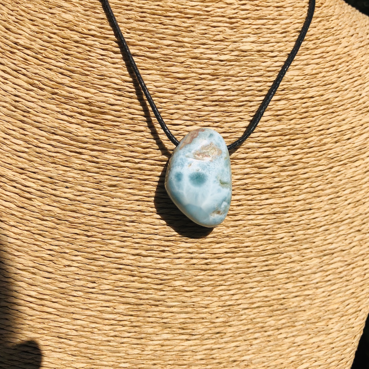 larimar-pierre-naturelle-pierres-du-monde-vosges-156