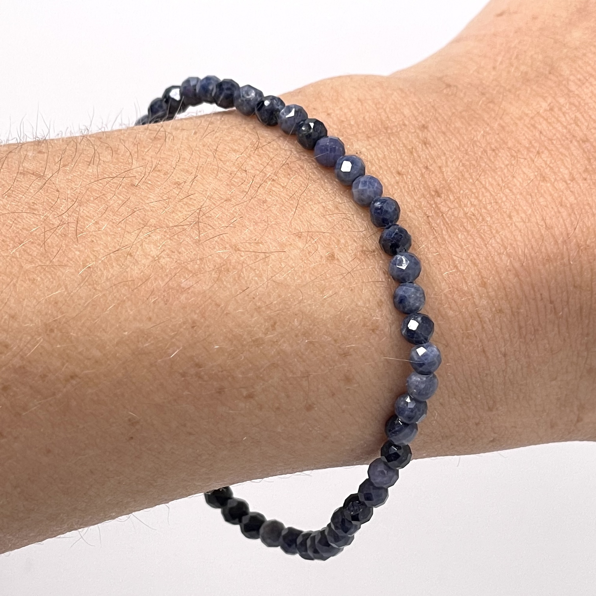 BRACELET-SAPHIR-PIERRES-DU-MONDE-VOSGES89BRACELET-SAPHIR-PIERRES-DU-MONDE-VOSGES89BRACELET-SAPHIR-PIERRES-DU-MONDE-VOSGES89