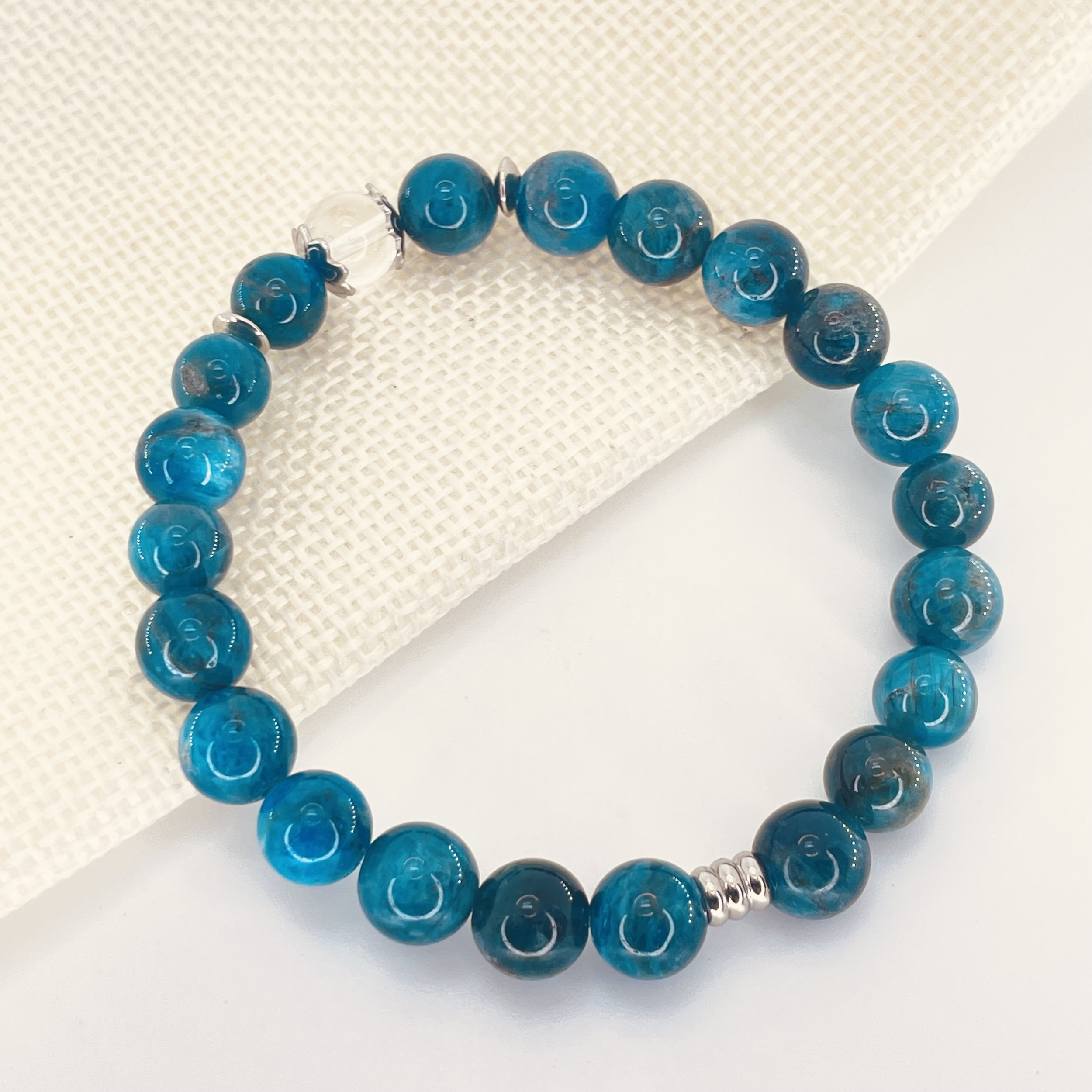 Bracelet d\'Apatite et Quartz blanc en pierre naturelle perles 8mm