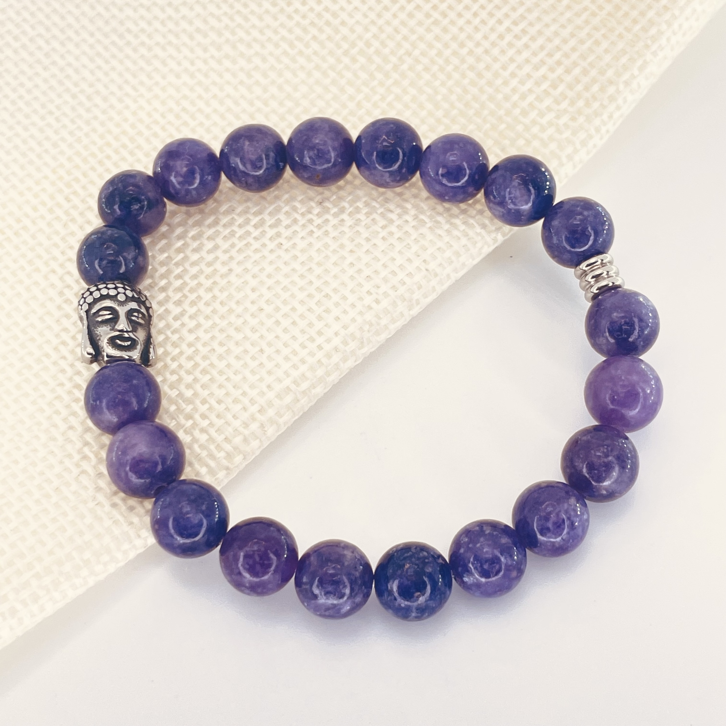 Bracelet perles 8mm Améthyste avec tête de Bouddha