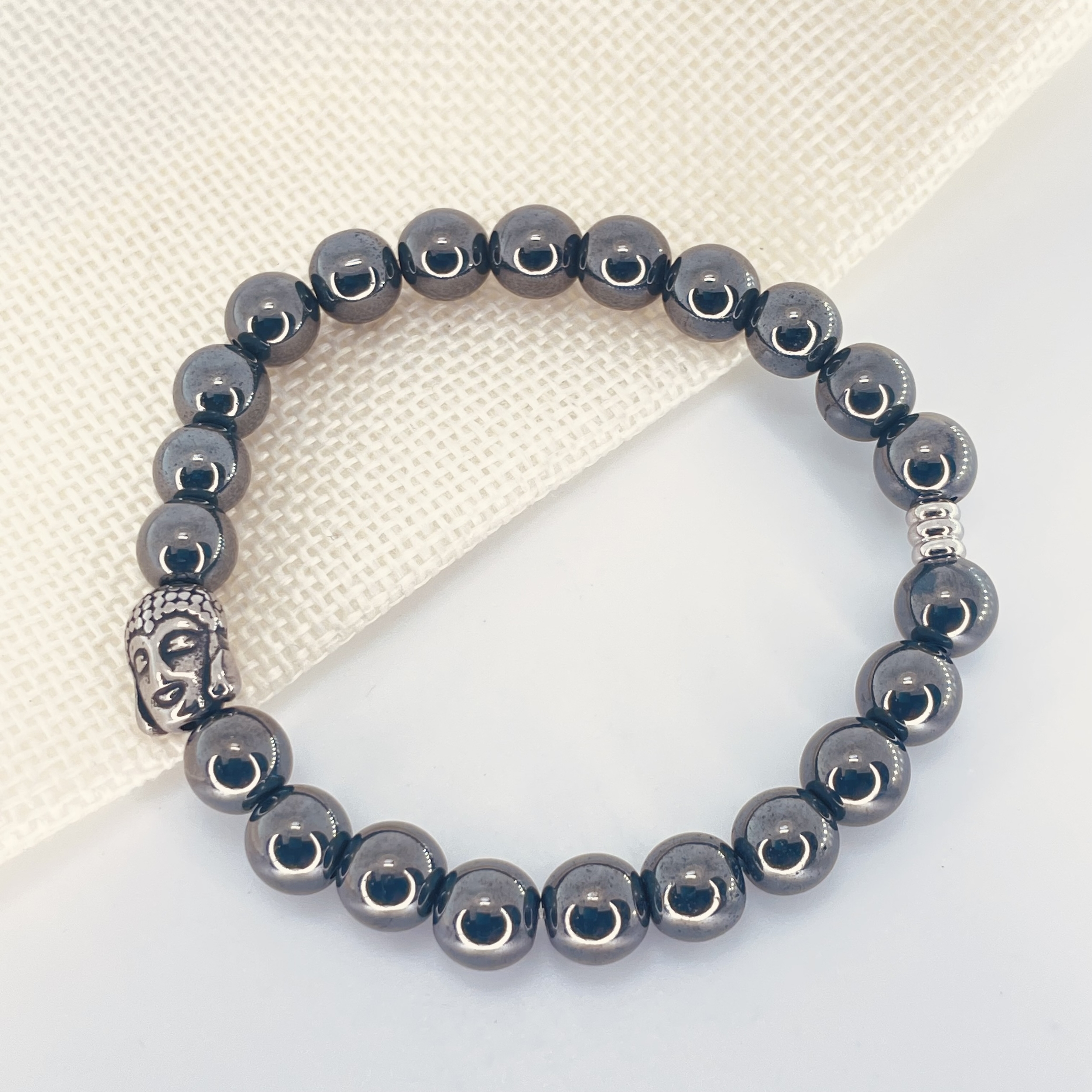 Bracelet perles 8mm Hématite avec tête de bouddha